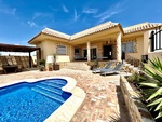 5 bedroom Villa for sale in La Zenia