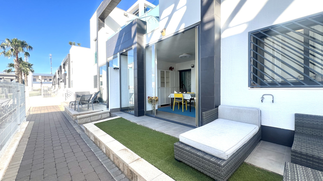 2 bedroom Apartamento se vende en La Zenia