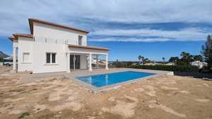 Casa de 4 dormitorios en venta en Javea