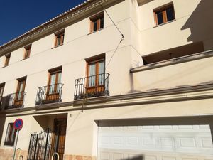 3 bedroom Townhouse for sale in Oliva