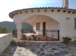 3 bedroom Villa for sale in La Llacuna
