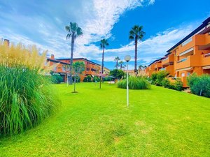 Piso de 2 dormitorios en venta en Javea