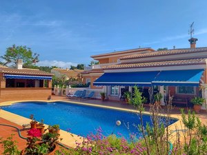 6 Slaapkamer Villa te koop in Javea