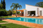 5 bedroom Villa for sale in Ondara