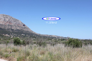 Grondstuk te koop in Javea