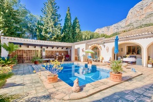 Villa en venta en Montgo Javea
