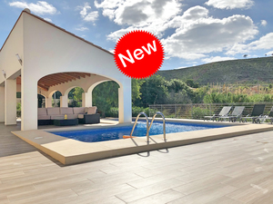 Villa moderne de 5 chambres à vendre à Javea