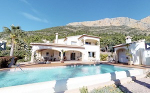 Villa op het zuiden op Montgo te koop Javea