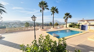 Villa for sale in Benitachell with fantastic views