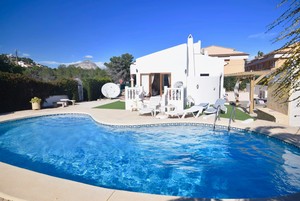 Villa with pool for sale Pinosol Javea