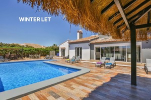 Luxury villa to let