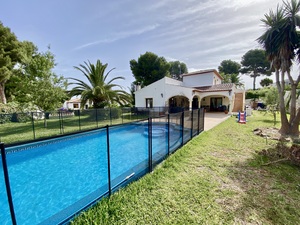 Villa moderne à louer à long terme à Javea