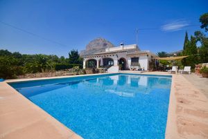 Spacious villa for sale Montgo Javea