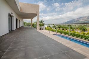 Villa neuve de 4 chambres à vendre à Javea