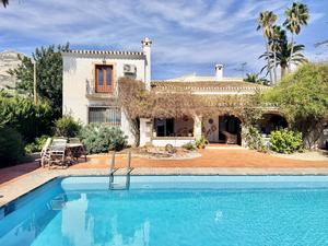 Villa south facing for winter rental Javea Montgo
