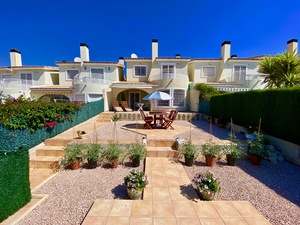 Modern villa for sale gata residencial