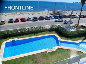 Frontline apartment to let with sea views Javea.