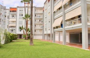 Unfurnished apartment to let in Javea Port.