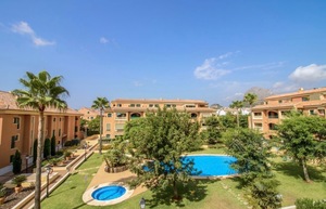 Apartamento de 2 dormitorios en venta en el puerto de Javea