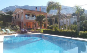 Villa to let in Denia, long term rental.
