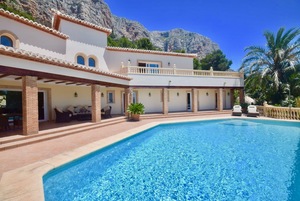 Luxury spacious villa for sale Montgo Javea