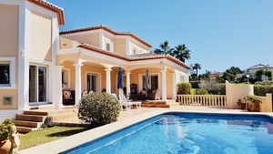 Luxe moderne villa te koop in Javea