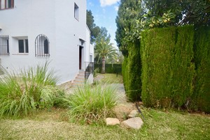 Townhouse to let long term in Javea