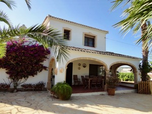 4 bedroom villa for long term rental in Javea.