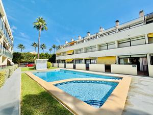 Townhouse on 3 levels for long term rental Javea
