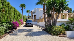 Modern 4 bedroom house for sale In Javea