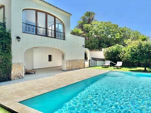 Renovated villa for winter rental Javea