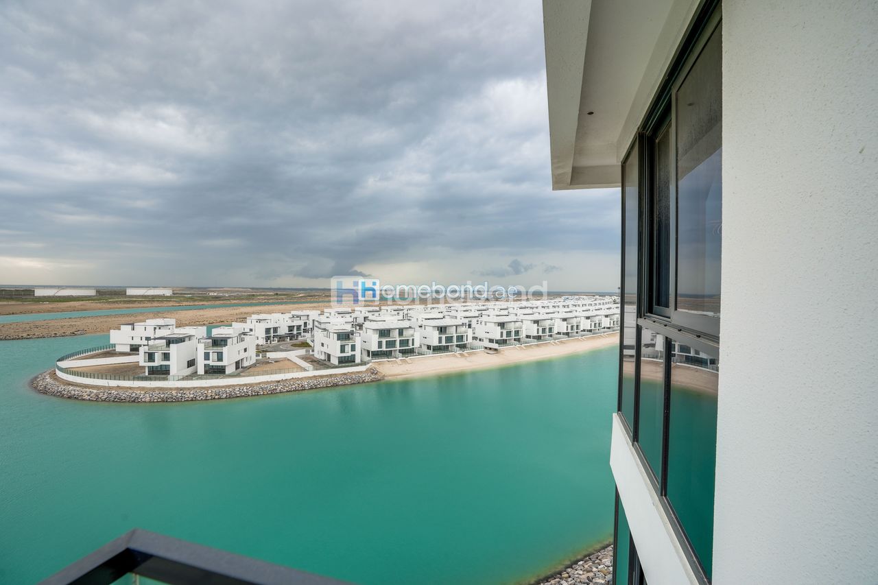 2 bedroom Apartment for sale in Sharjah Waterfront City