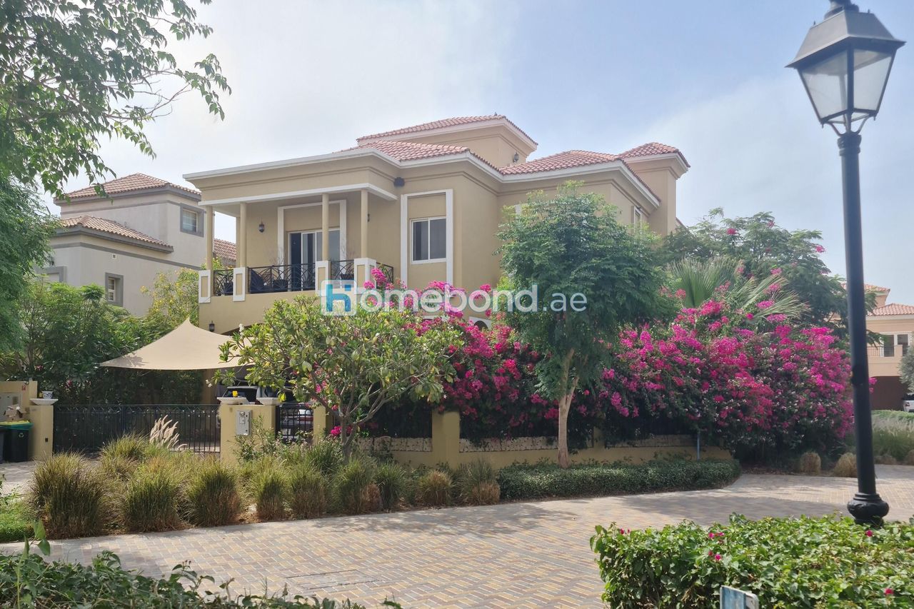 5 bedroom Villa for sale in The Villa