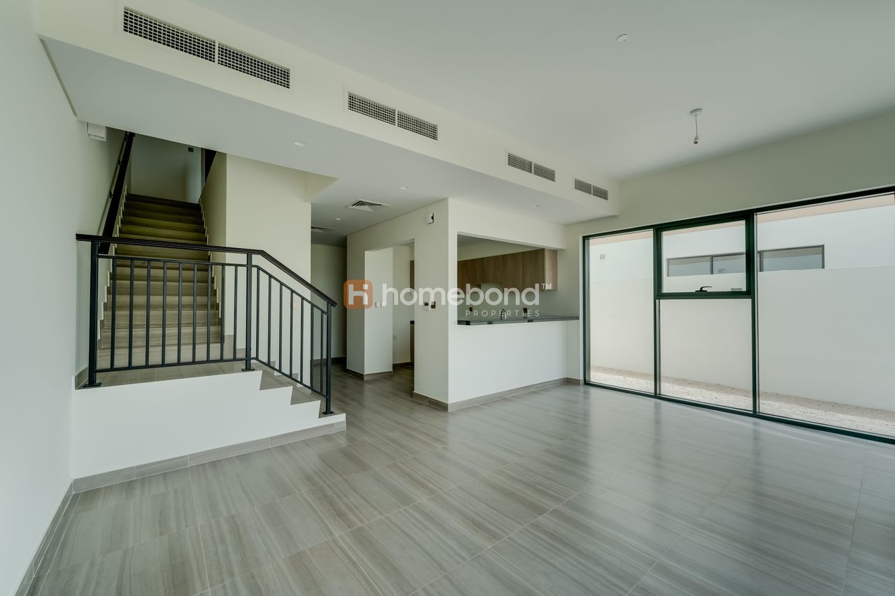 4 bedroom Townhouse to rent in Damac Hills