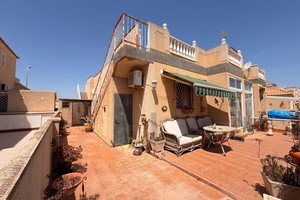 2 bedroom Bungalow for sale in Torrevieja