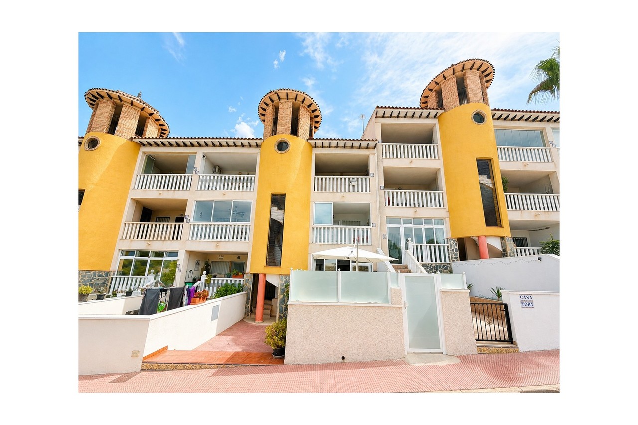 2 bedroom Apartment for sale in Orihuela Costa