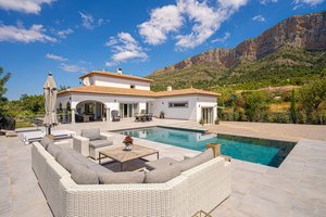 4 Slaapkamer Villa te koop in Javea