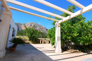 Villa de 4 dormitorios en venta en Javea
