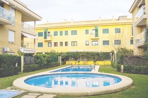 Piso de 2 dormitorios en venta en Javea