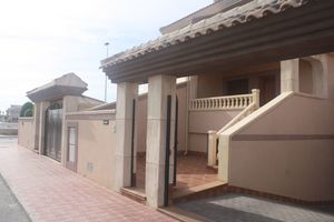 2 bedroom Townhouse for sale in Torrevieja