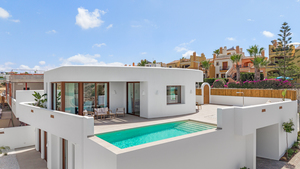 4 bedroom Villa for sale in Algorfa