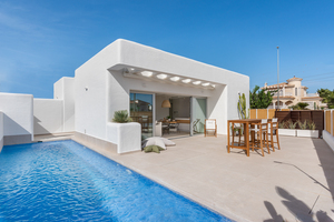 3 bedroom Villa for sale in Los Alcazares