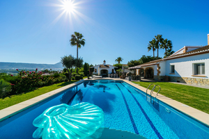 Villa de 5 dormitorios en venta en Javea