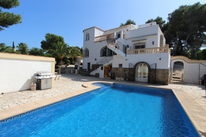 5 Slaapkamer Villa te koop in Javea