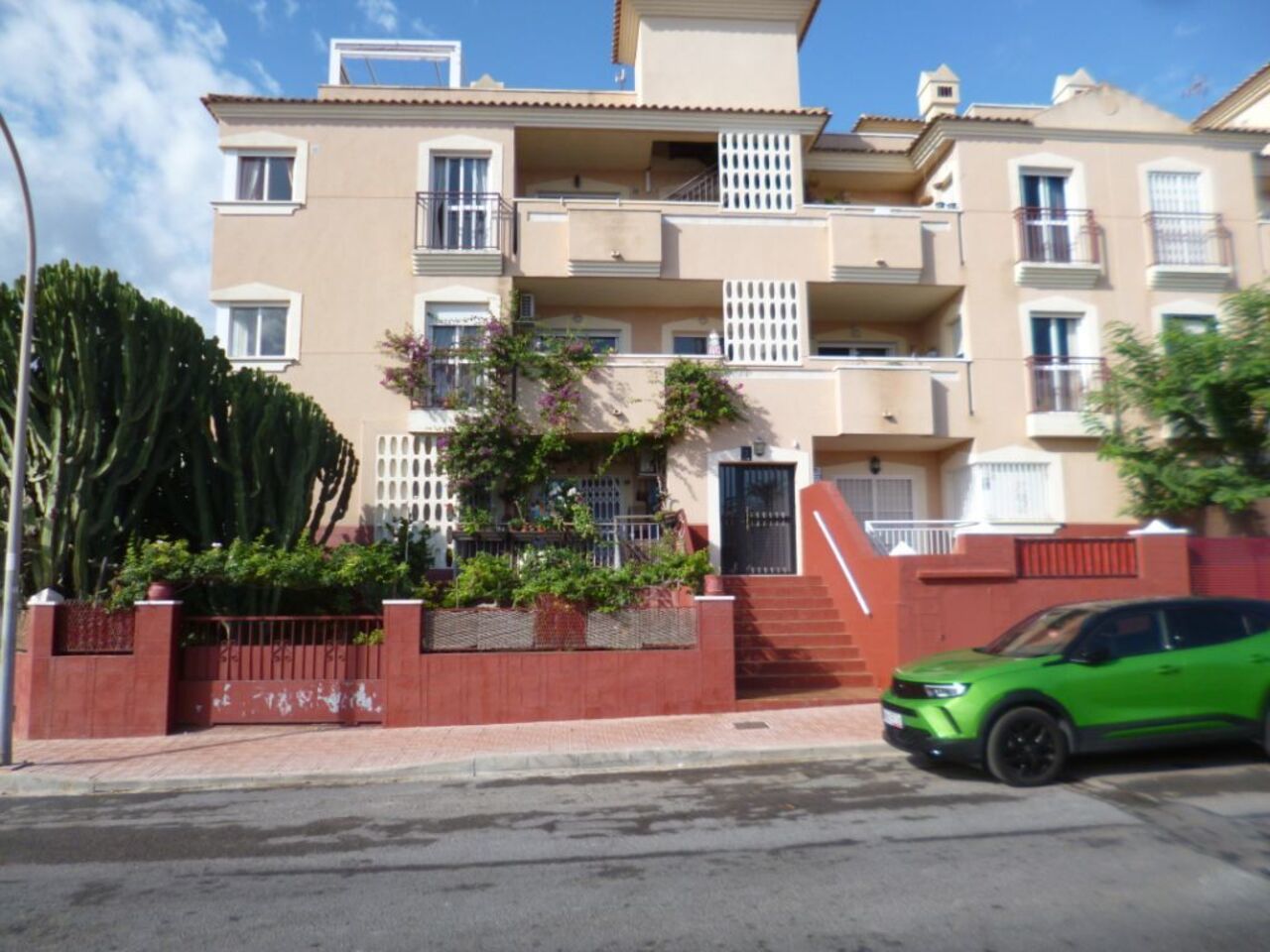 3 bedroom Apartment for sale in La Florida