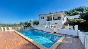 4 slaapkamer Villa te koop in Benigembla