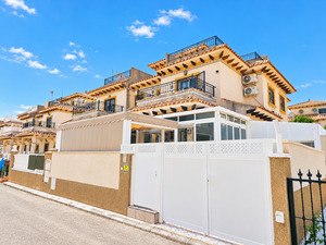 3 bedroom Townhouse for sale in La Zenia