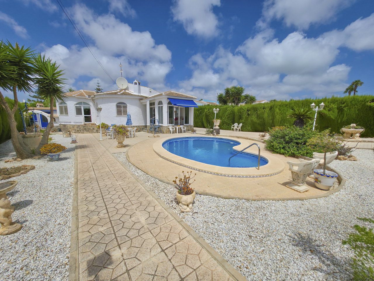 3 bedroom Villa for sale in Torrevieja