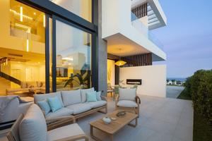 6 bedroom Villa for sale in Marbella