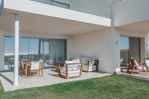 4 bedroom Apartment for sale in Benahavis